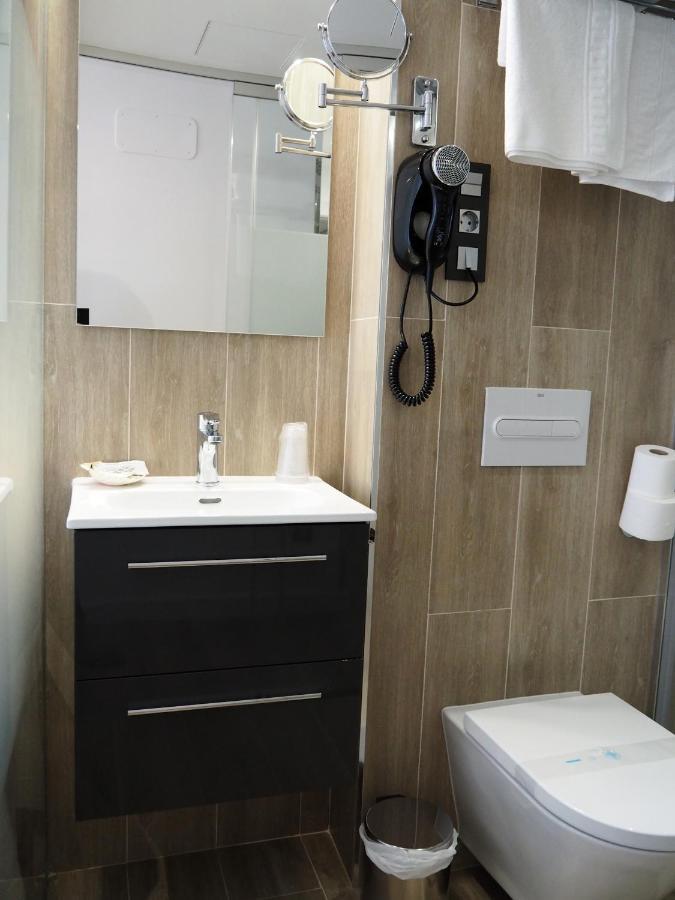 Hostal Don Suero De Quinones Hospital de Órbigo Εξωτερικό φωτογραφία