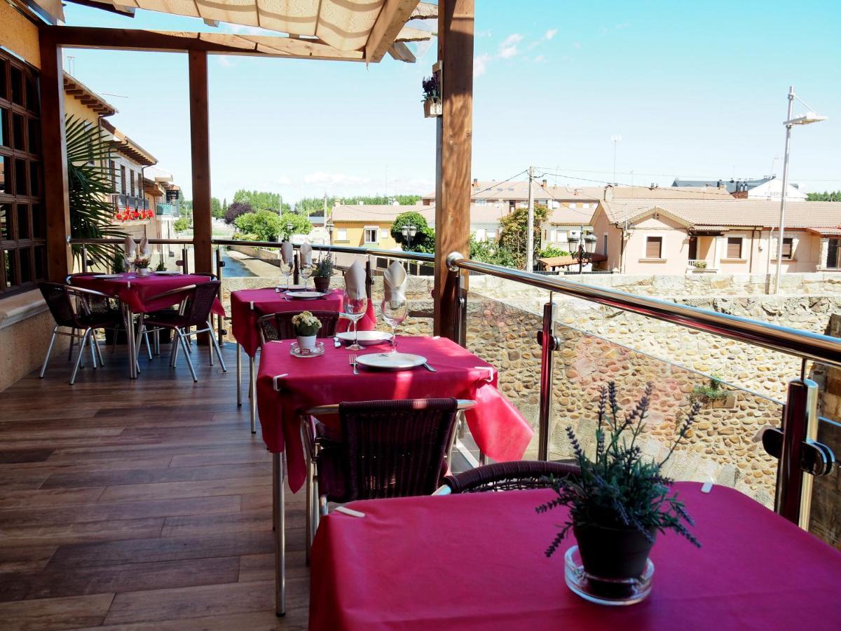 Hostal Don Suero De Quinones Hospital de Órbigo Εξωτερικό φωτογραφία